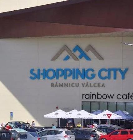 Shopping Cyti Cu 5 Daire Râmnicu Vâlcea Dış mekan fotoğraf